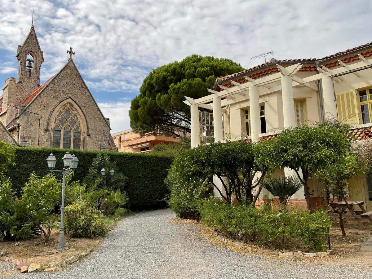 Villa La Provence อิแยร์ ภายนอก รูปภาพ