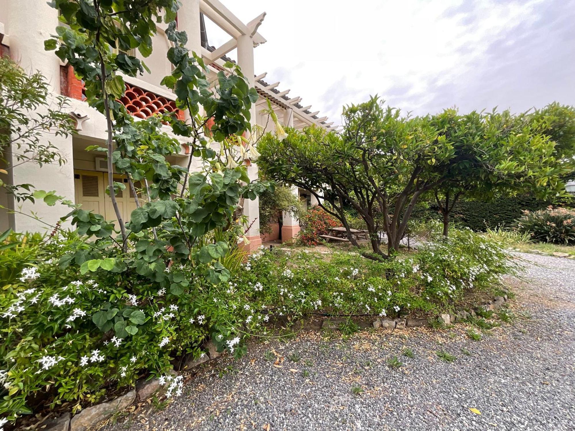 Villa La Provence อิแยร์ ภายนอก รูปภาพ