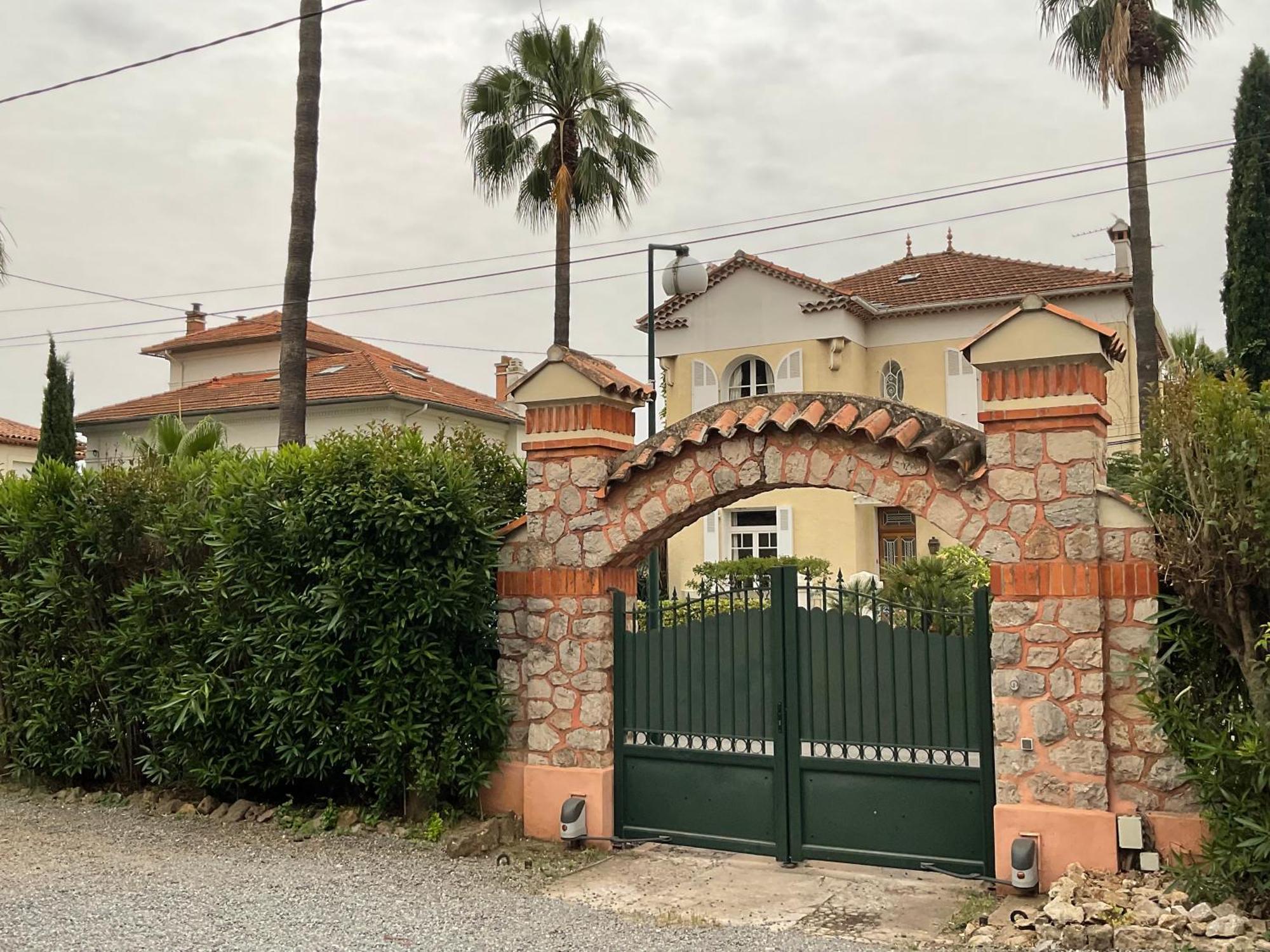 Villa La Provence อิแยร์ ภายนอก รูปภาพ