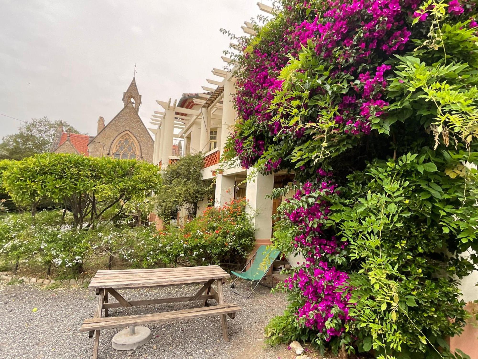Villa La Provence อิแยร์ ภายนอก รูปภาพ